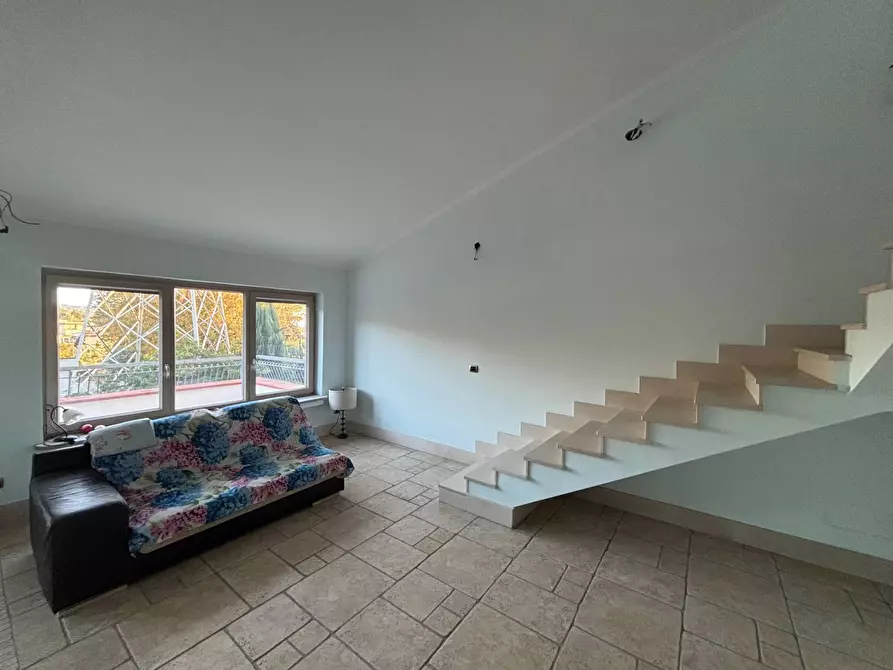 Immagine 5 di Villa in vendita  in Via Campiglione a Pozzuoli