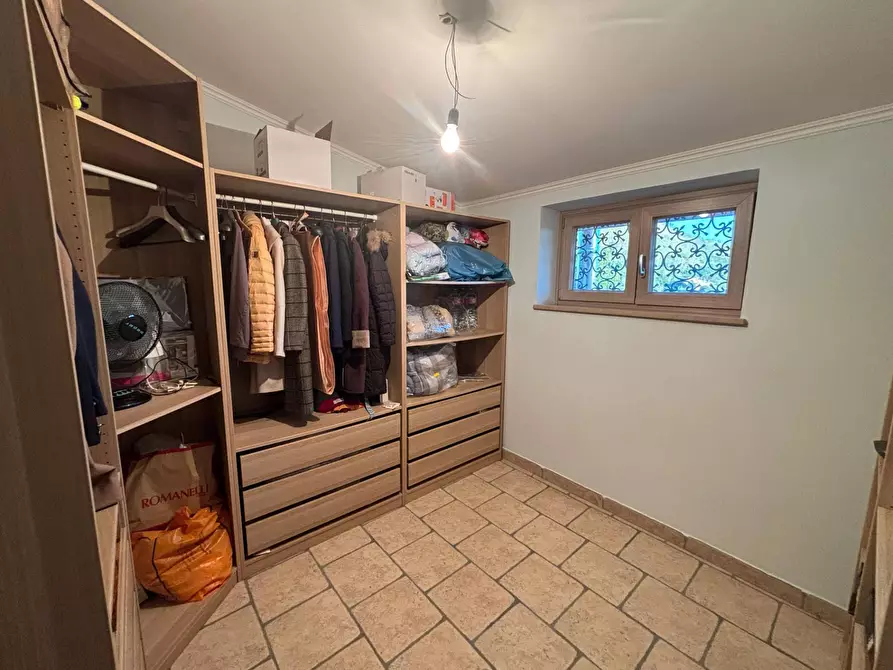 Immagine 14 di Villa in vendita  in Via Campiglione a Pozzuoli