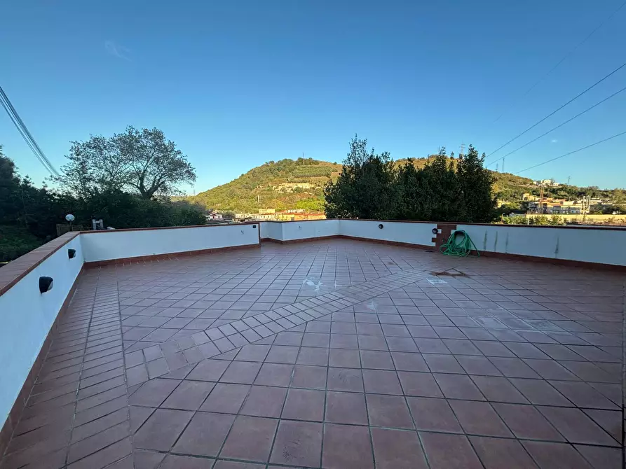 Immagine 18 di Villa in vendita  in Via Campiglione a Pozzuoli