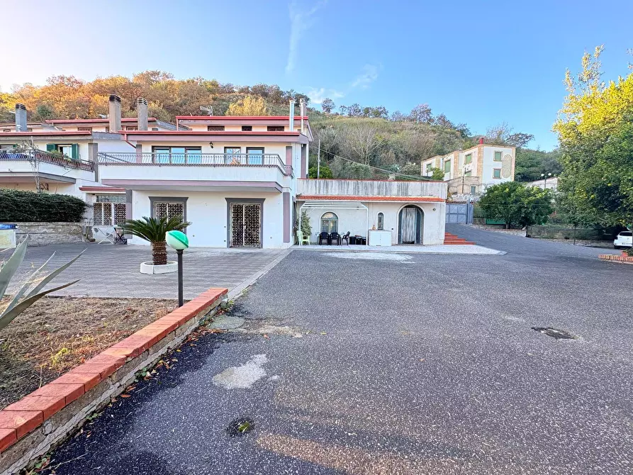 Immagine 24 di Villa in vendita  in Via Campiglione a Pozzuoli