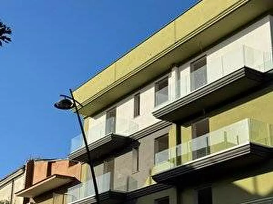 Immagine 16 di Appartamento in vendita  in Via Pietro Nenni a Afragola