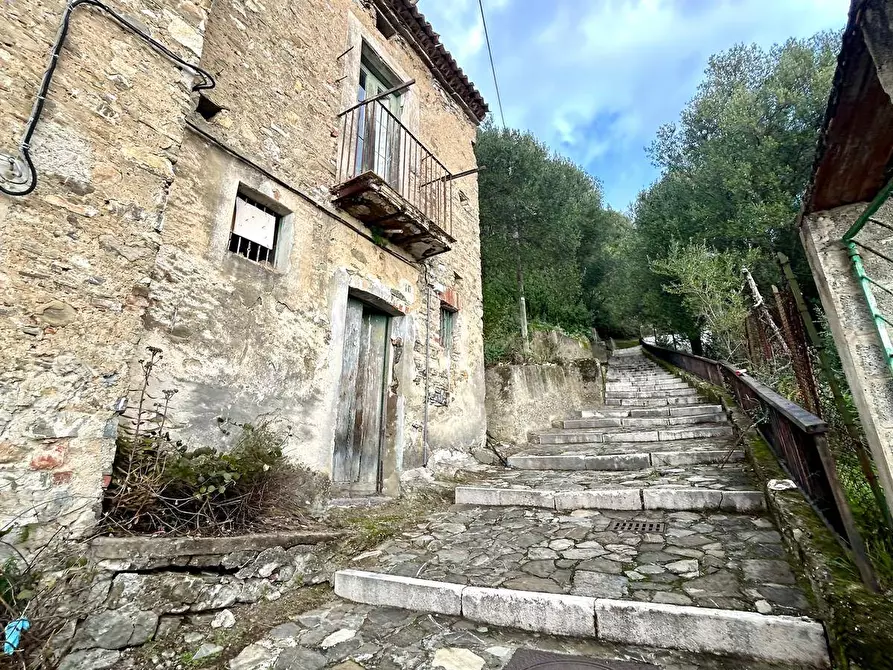 Immagine 3 di Casa indipendente in vendita  in Via Chiusa a Pisciotta