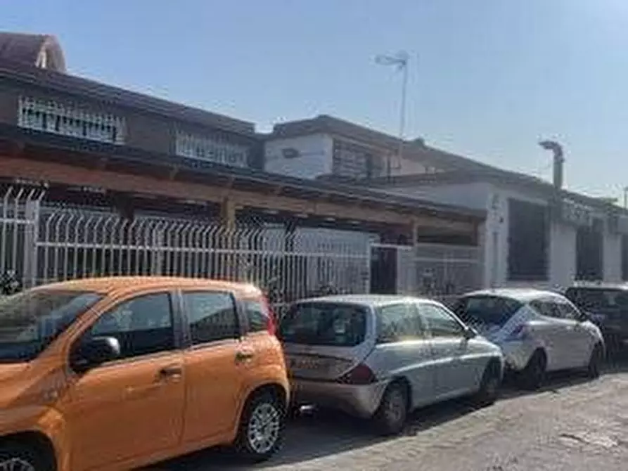 Immagine 7 di Attività commerciale in affitto  in Via Carceri Vecchie a San Giorgio A Cremano