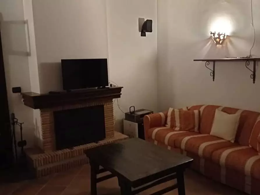 Immagine 5 di Villa in vendita  in Via Giglioli a Marzano Appio