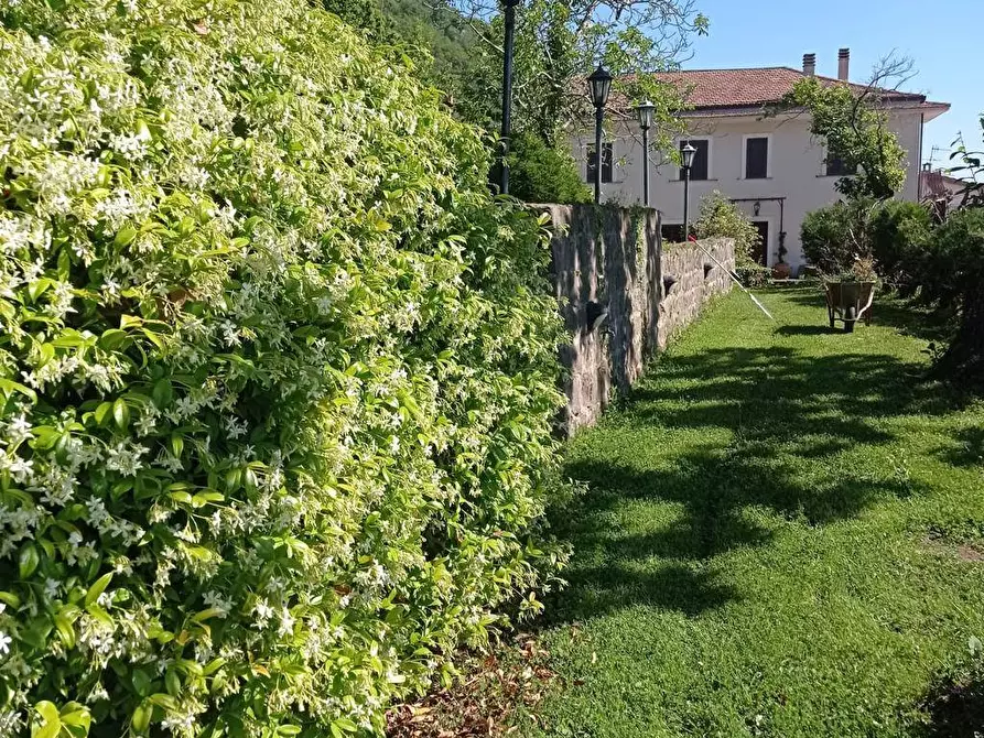 Immagine 20 di Villa in vendita  in Via Giglioli a Marzano Appio