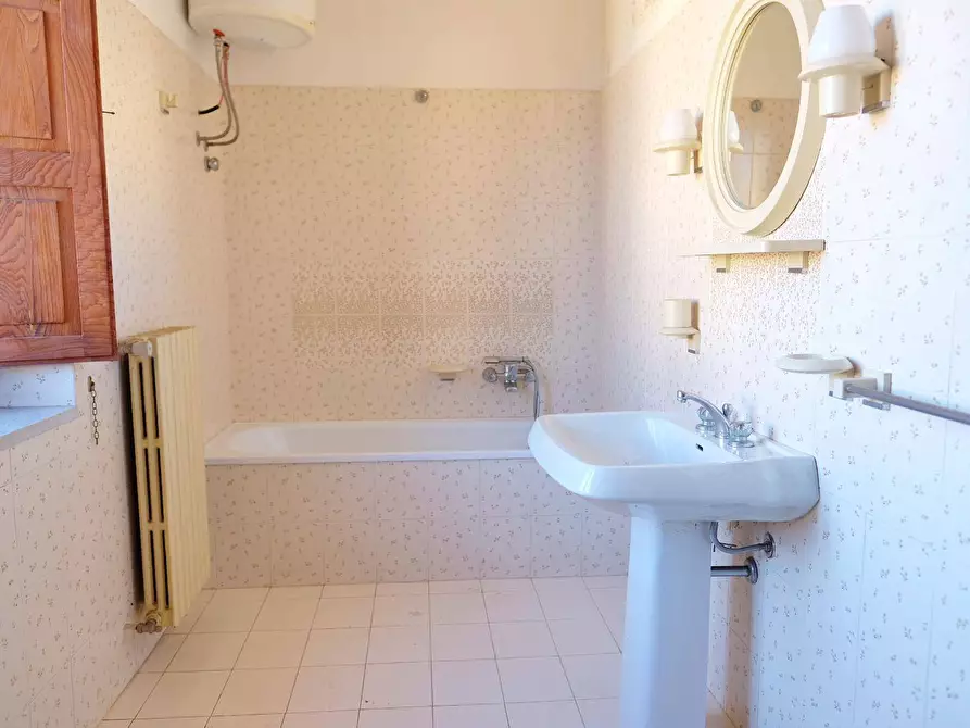 Immagine 10 di Agriturismo in vendita  in Via Giovanni Masucci a Serino