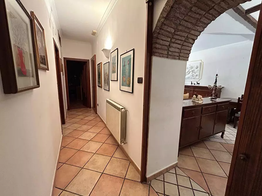 Immagine 11 di Appartamento in vendita  in Via Mastanielli a San Giuseppe Vesuviano
