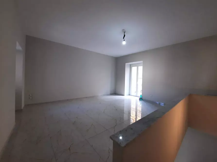 Immagine 3 di Attività commerciale in affitto  in Corso della Resistenza a Acerra