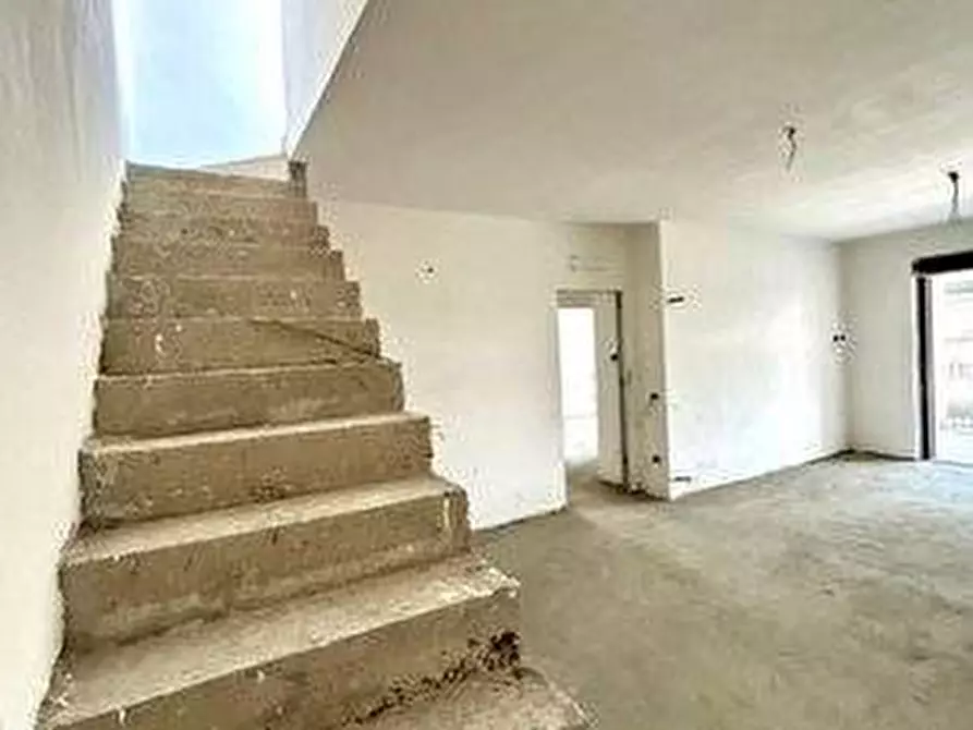 Immagine 11 di Appartamento in vendita  in Via Giambattista Vico a Afragola