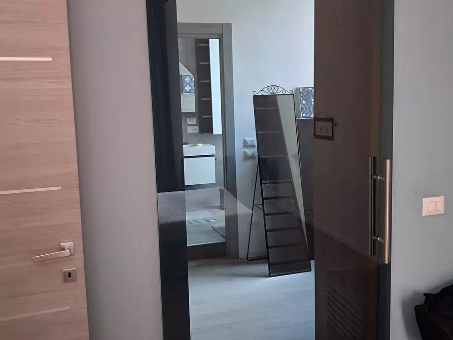 Immagine 4 di Appartamento in affitto  in Via Cimarosa a Napoli