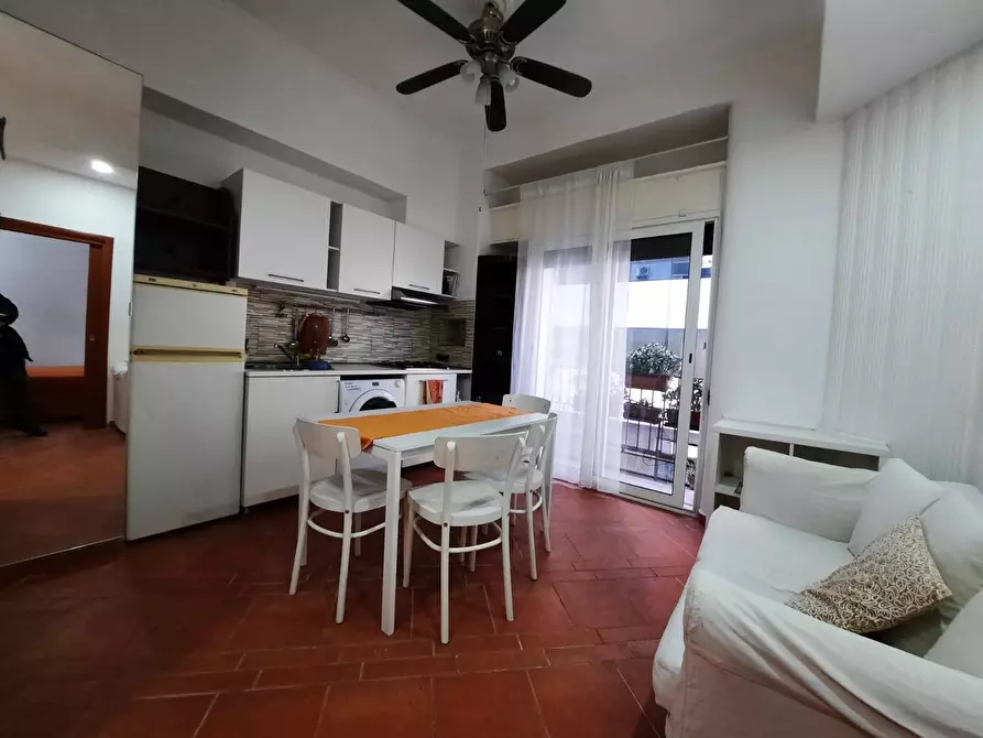 Immagine 3 di Appartamento in affitto  in Via Vespucci a Napoli