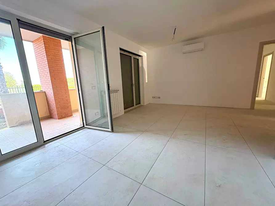 Immagine 2 di Appartamento in vendita  in Via Berlinguer a Gricignano Di Aversa