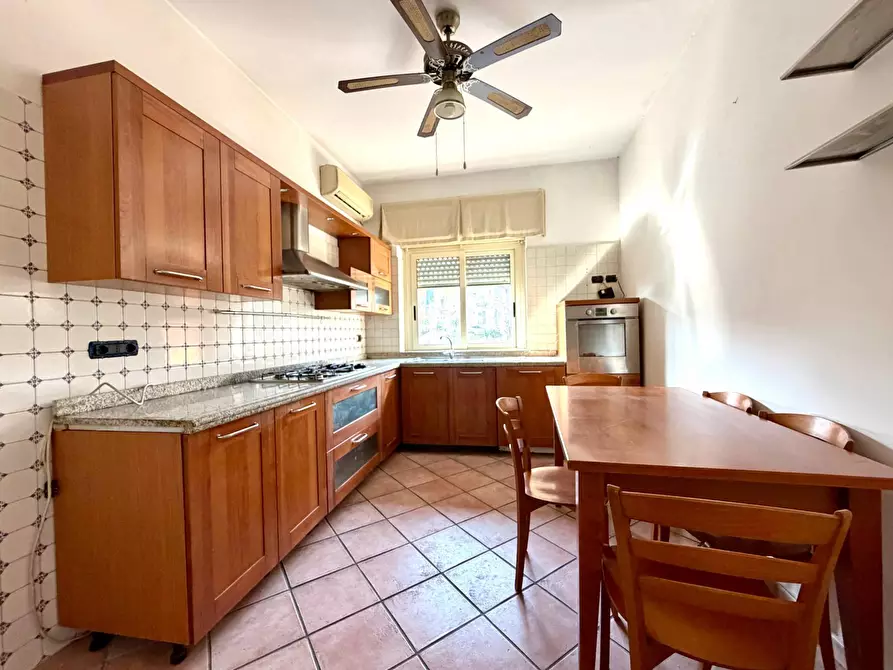 Immagine 14 di Appartamento in affitto  in Via Terracina 356 a Napoli