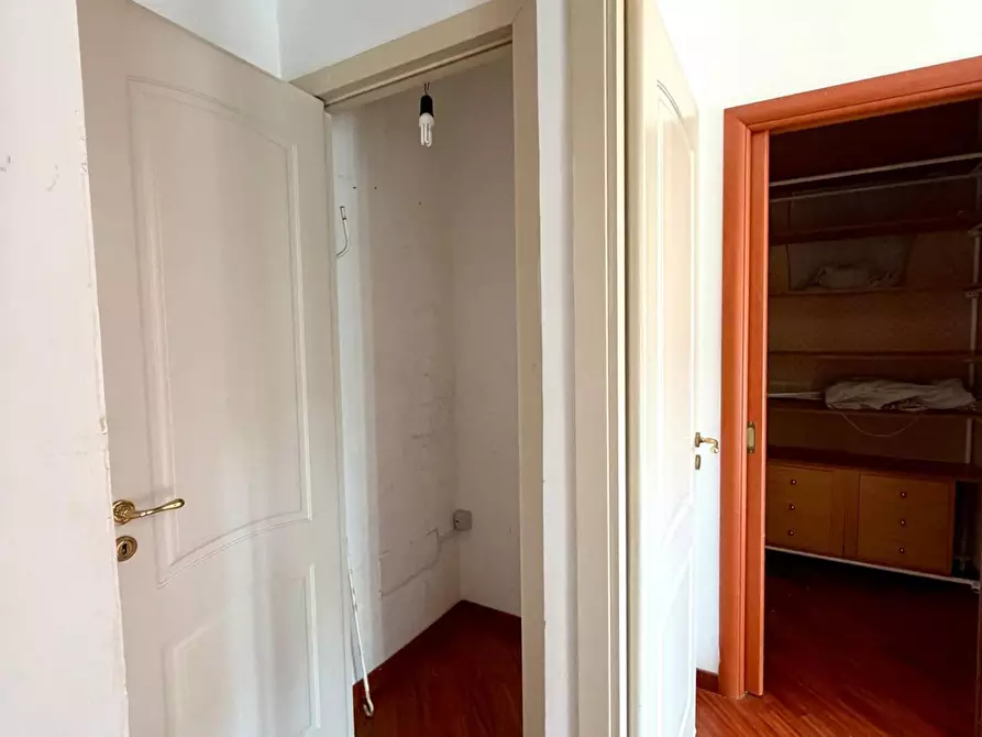 Immagine 23 di Appartamento in affitto  in Via Terracina 356 a Napoli