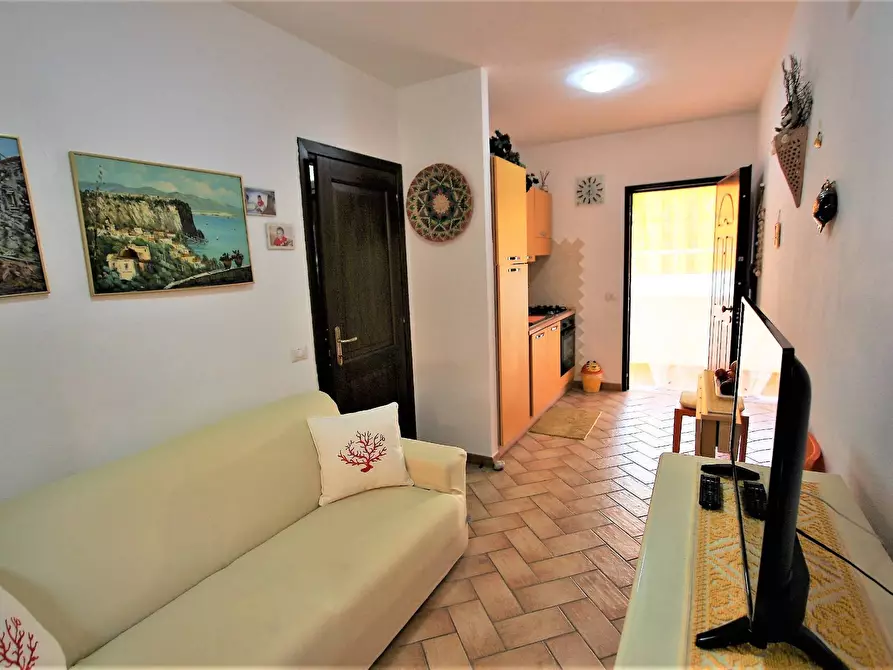 Immagine 5 di Appartamento in vendita  in via Del Colle a Badesi