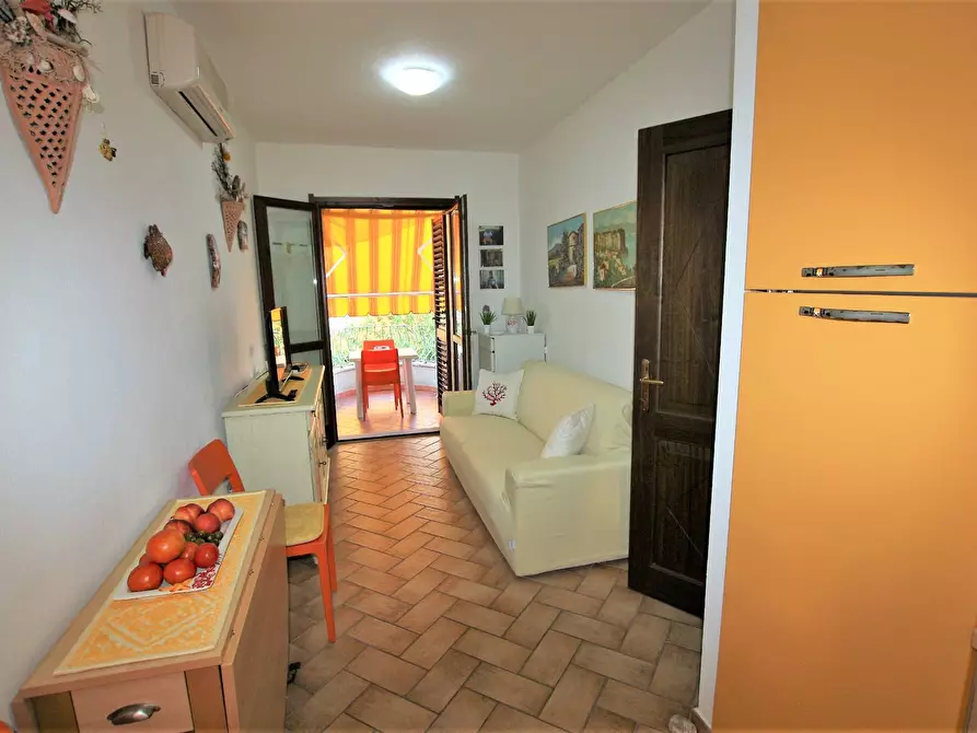 Immagine 6 di Appartamento in vendita  in via Del Colle a Badesi