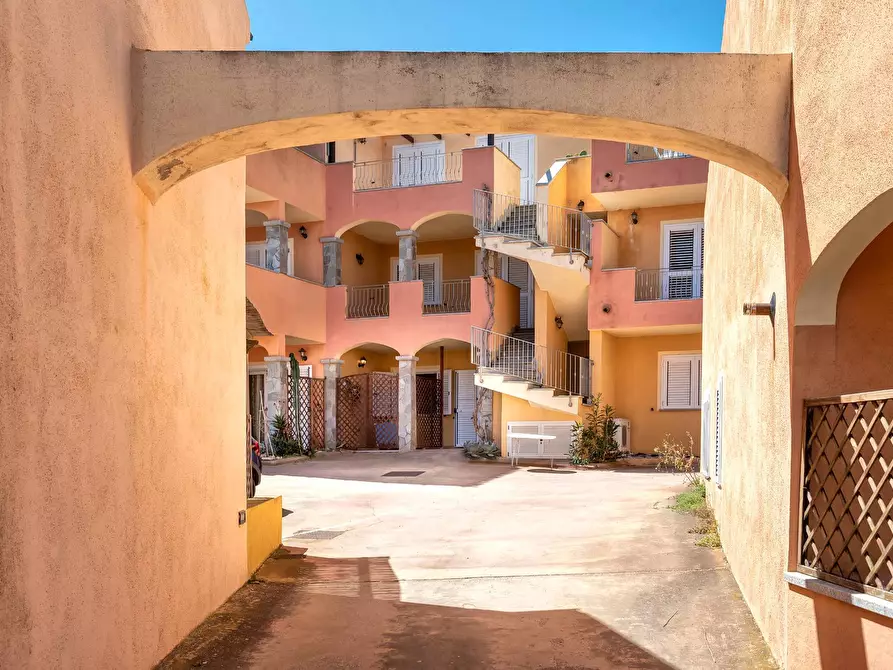 Immagine 32 di Appartamento in vendita  in via Nuoro 16 a Valledoria