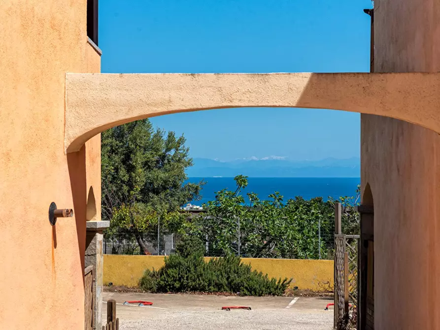 Immagine 33 di Appartamento in vendita  in via Nuoro 16 a Valledoria