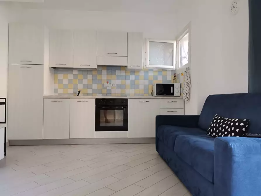 Immagine 10 di Appartamento in vendita  in via Australia 28 a Badesi