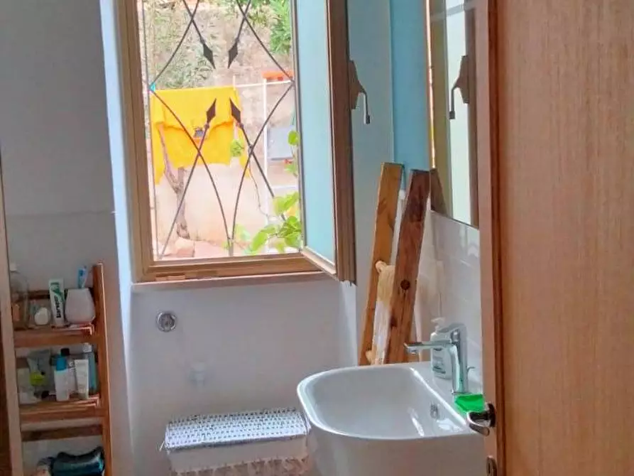 Immagine 16 di Appartamento in vendita  in Fraz. Giuncana a Badesi