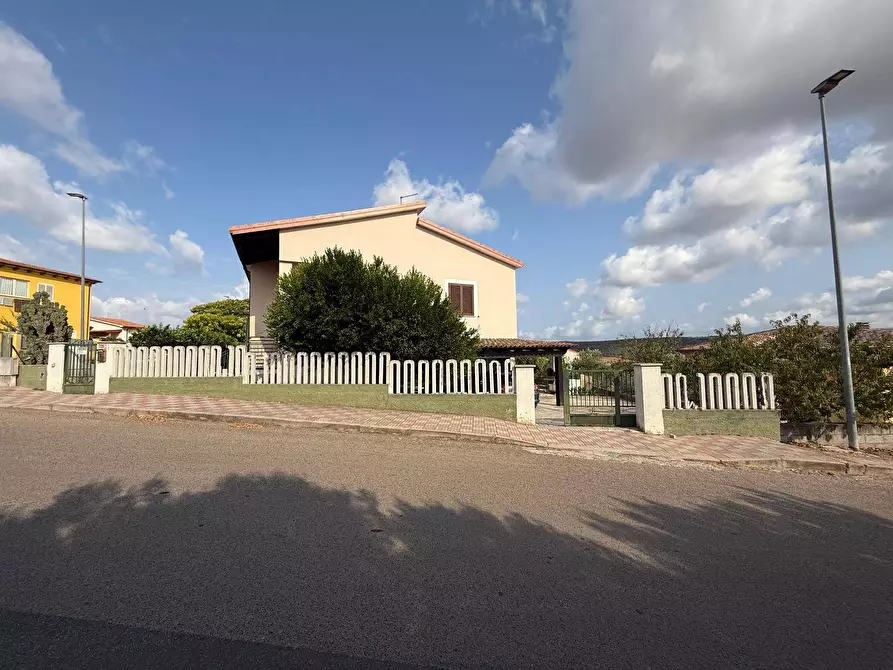 Immagine 3 di Villa in vendita  in via Cesare Battisti 7/a a Perfugas