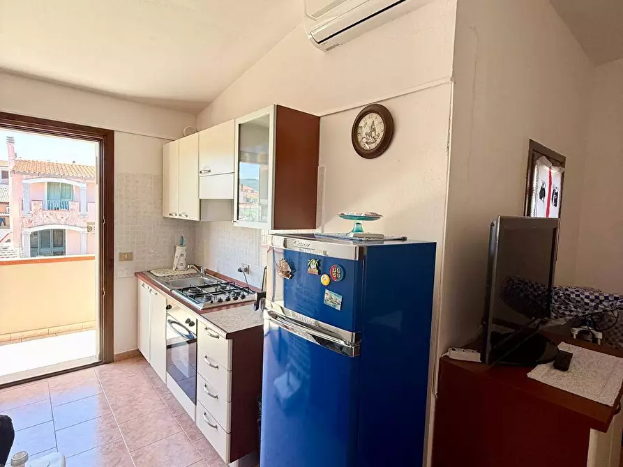 Immagine 7 di Appartamento in vendita  in via Rossini a Badesi