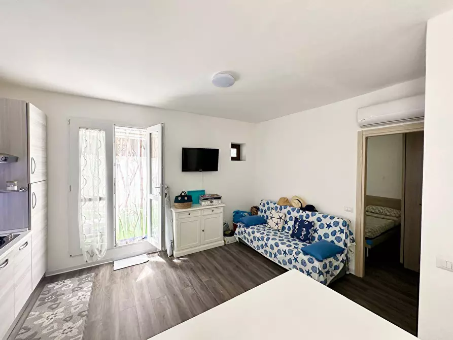 Immagine 13 di Appartamento in vendita  in via ai Tamerici 46 a Trinità D'agultu E Vignola