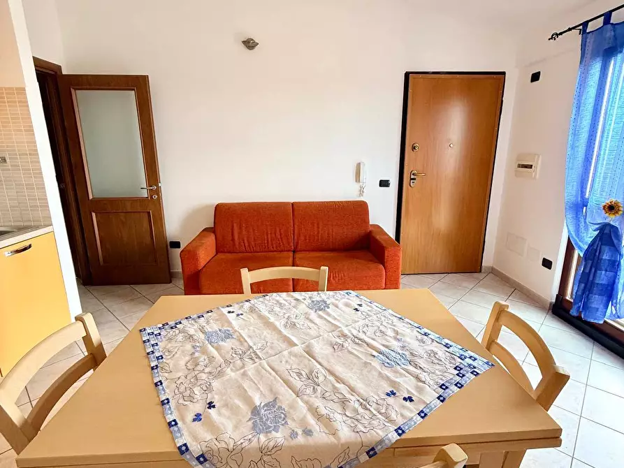 Immagine 6 di Appartamento in vendita  in via Volta a Valledoria