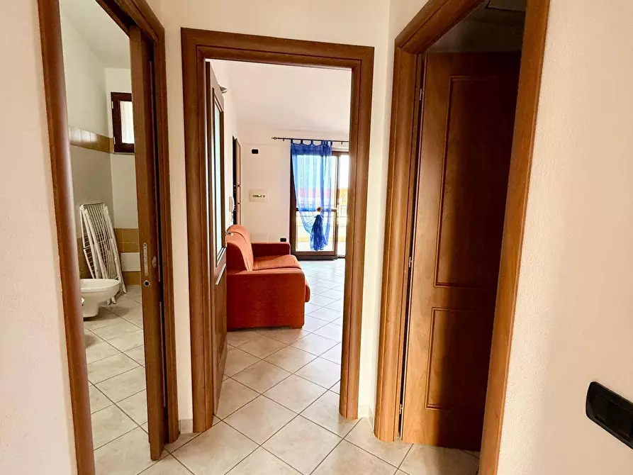 Immagine 11 di Appartamento in vendita  in via Volta a Valledoria