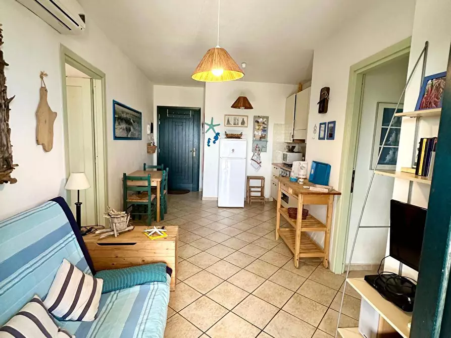 Immagine 10 di Appartamento in vendita  in via Mazzini a Valledoria