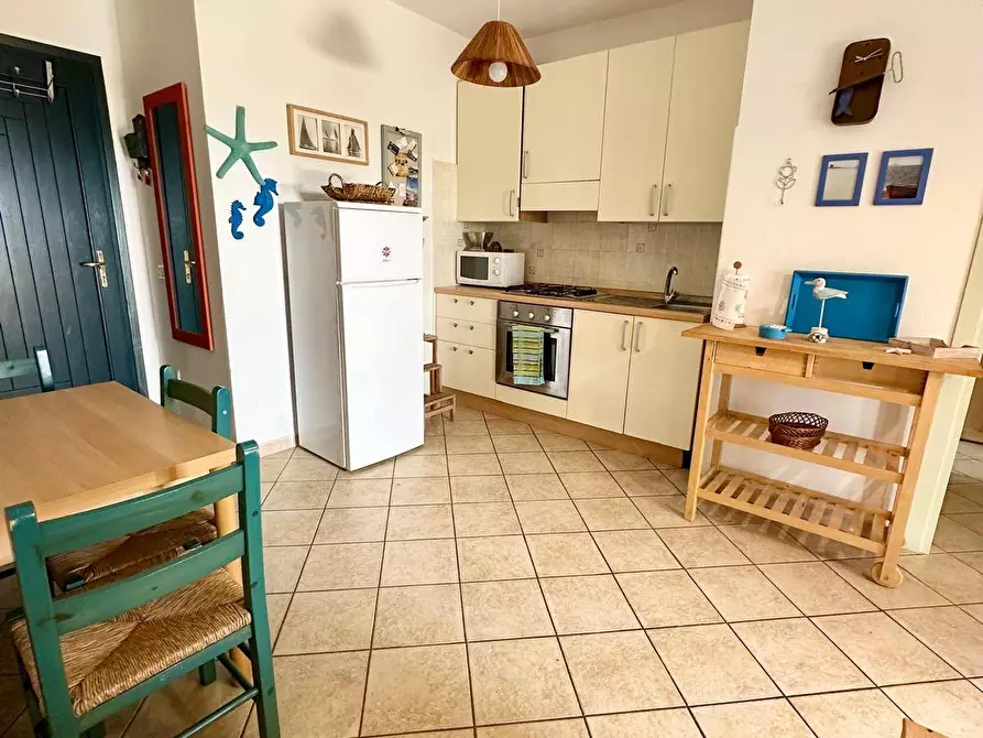 Immagine 13 di Appartamento in vendita  in via Mazzini a Valledoria