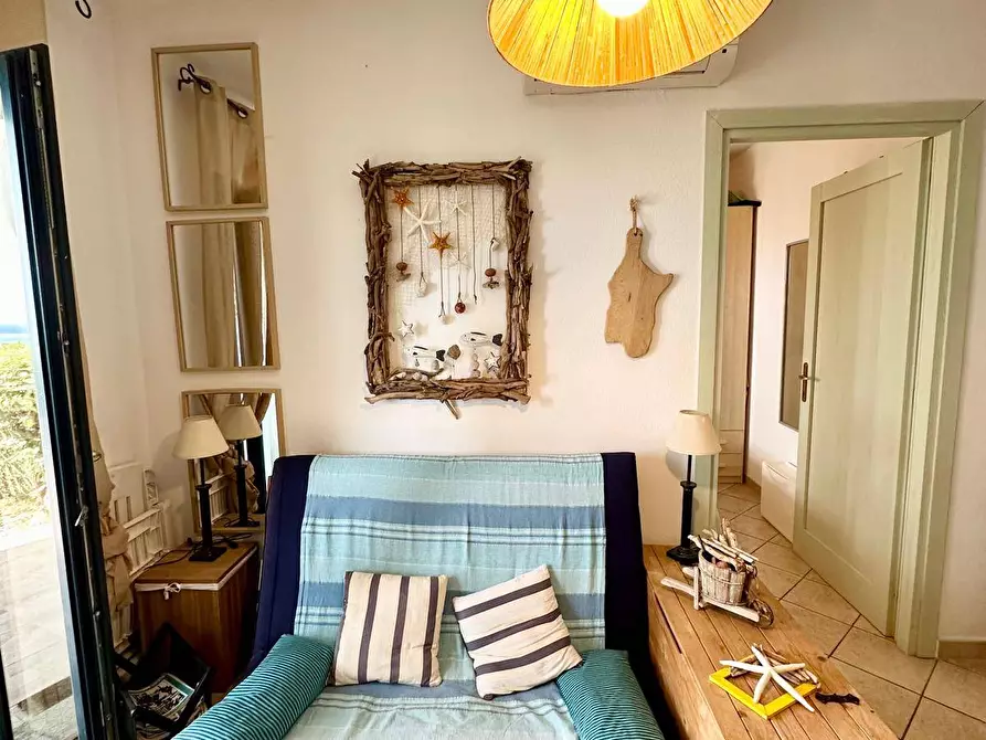 Immagine 15 di Appartamento in vendita  in via Mazzini a Valledoria