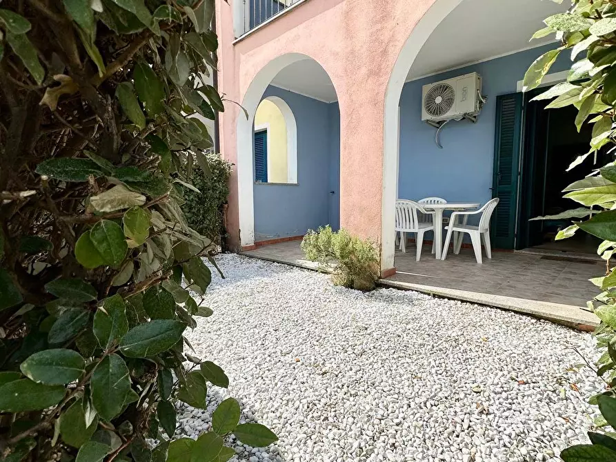 Immagine 30 di Appartamento in vendita  in via Mazzini a Valledoria