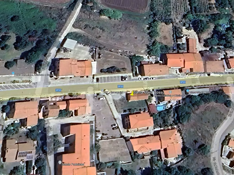 Immagine 4 di Locale commerciale in vendita  in viale Sardegna a Badesi