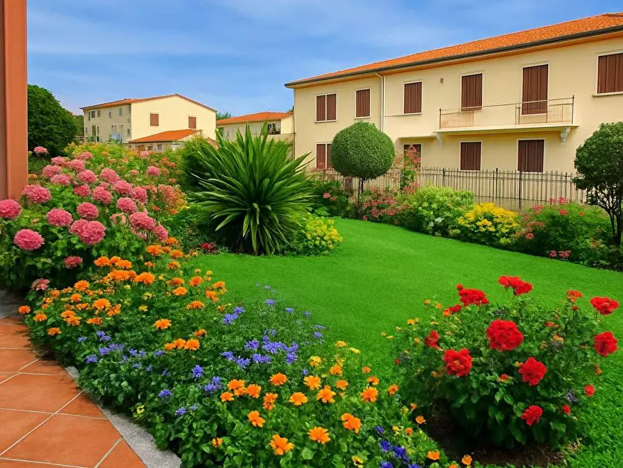 Immagine 1 di Appartamento in vendita  in via Colombo a Valledoria