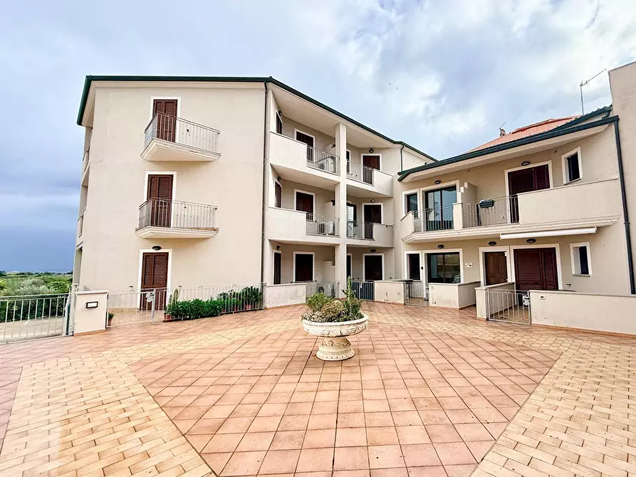 Immagine 2 di Appartamento in vendita  in via Mazzini a Valledoria