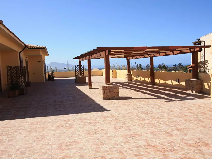 Immagine 1 di Appartamento in affitto  in via Pascoli a Badesi