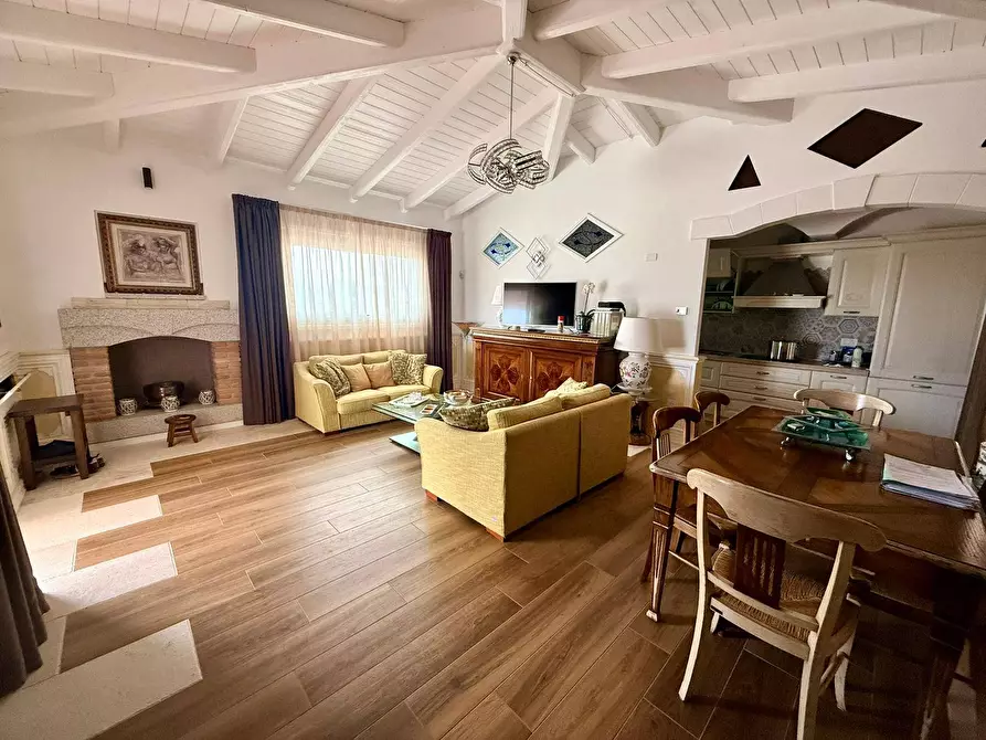 Immagine 7 di Villa in vendita  in Le  Saline a Olbia