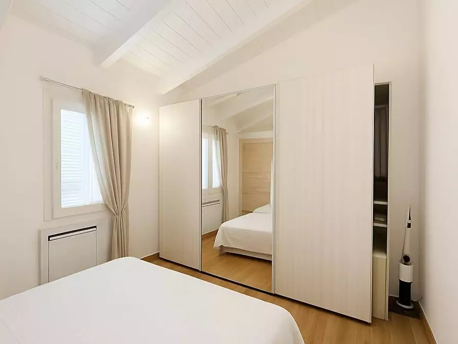 Immagine 17 di Villa in vendita  in Le  Saline a Olbia