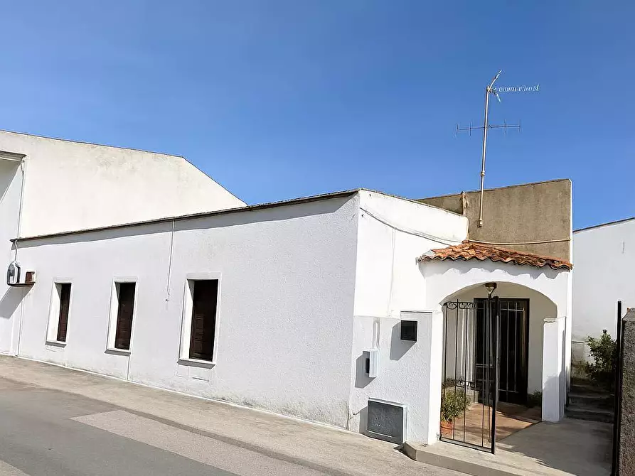 Immagine 3 di Appartamento in vendita  in via Bellini 3 a Valledoria