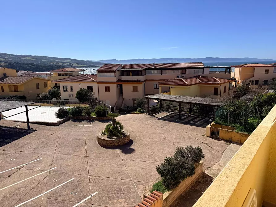 Immagine 5 di Appartamento in vendita  in Isola Rossa via La Marinedda a Trinità D'agultu E Vignola