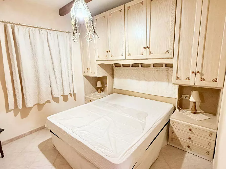 Immagine 17 di Appartamento in vendita  in Isola Rossa via La Marinedda a Trinità D'agultu E Vignola