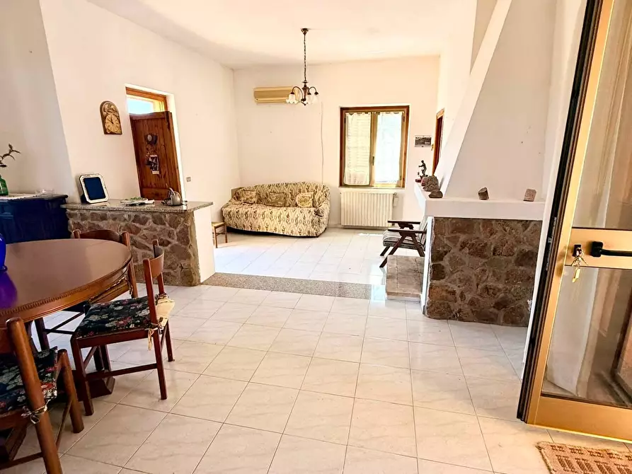 Immagine 11 di Appartamento in vendita  in via La scalitta a Badesi