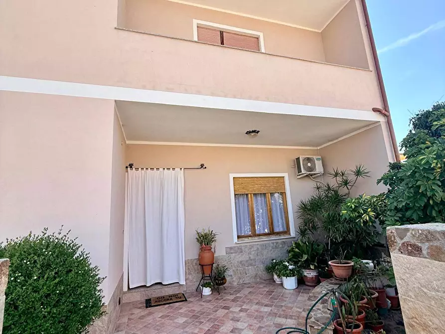 Immagine 2 di Appartamento in vendita  in via Delle Vigne 10 a Badesi