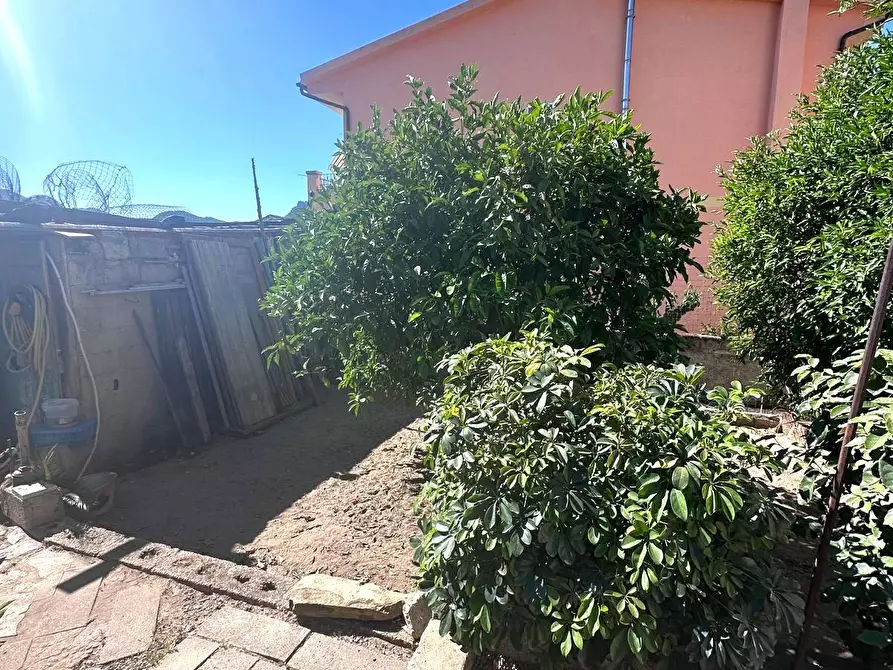 Immagine 7 di Appartamento in vendita  in via Delle Vigne 10 a Badesi