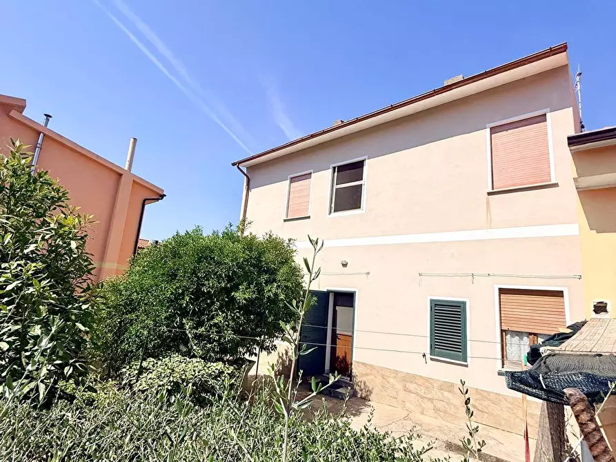 Immagine 8 di Appartamento in vendita  in via Delle Vigne 10 a Badesi
