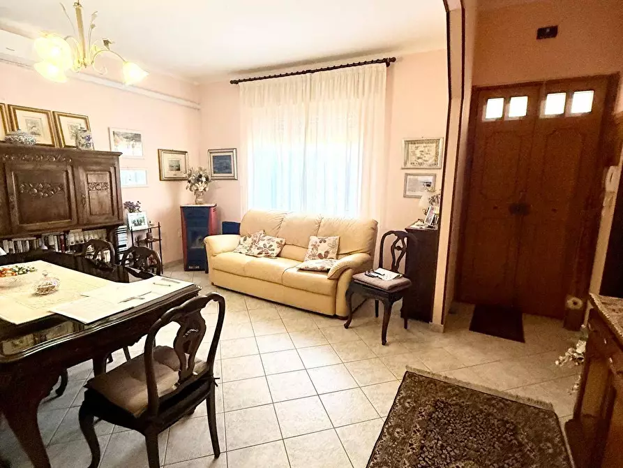 Immagine 10 di Appartamento in vendita  in via Delle Vigne 10 a Badesi