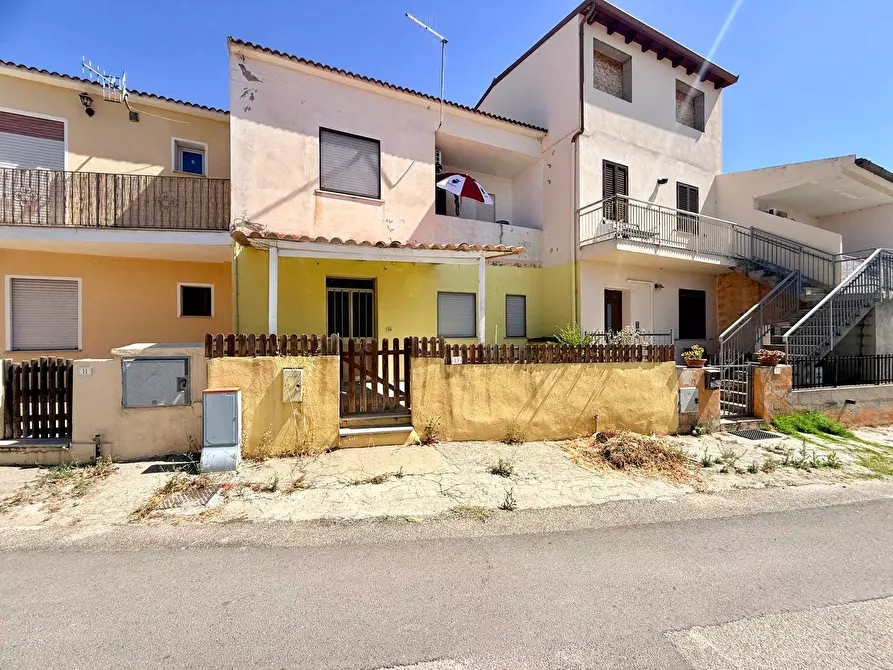 Immagine 1 di Appartamento in vendita  in via Giovanni Paolo I 13 a Valledoria