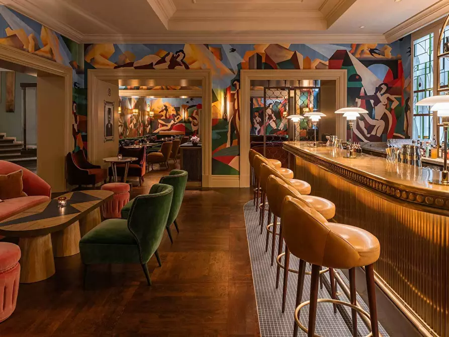 Immagine 3 di Attività commerciale in vendita  in Piazza Cesare Beccaria a Firenze