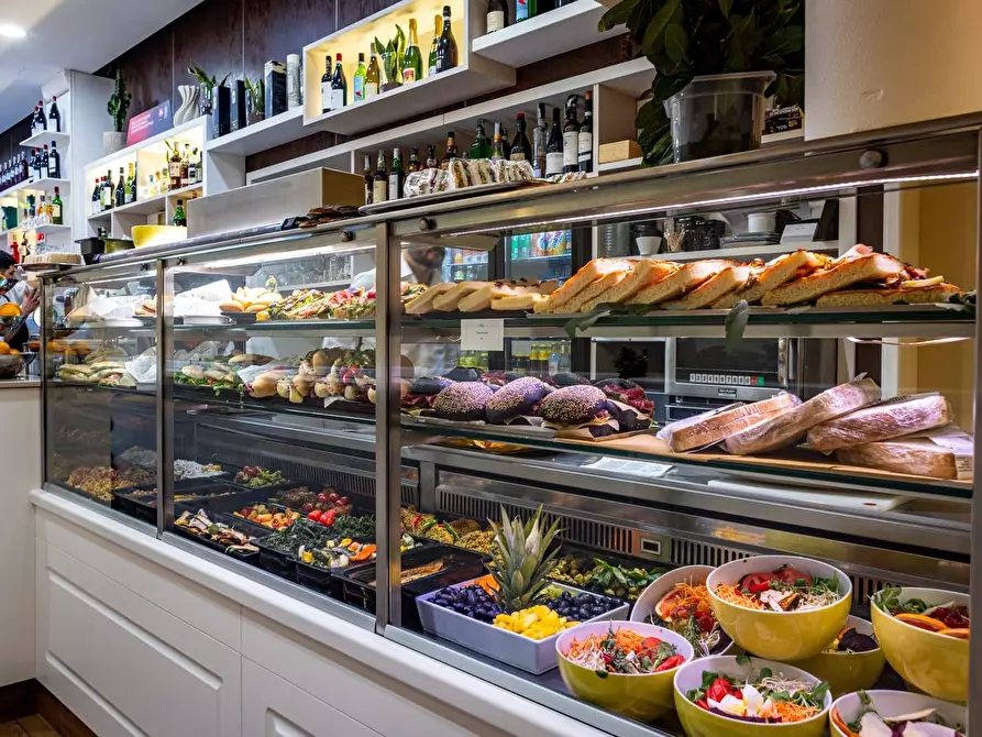 Immagine 3 di Attività commerciale in vendita  in PIAZZA BECCARIA 5R a Firenze